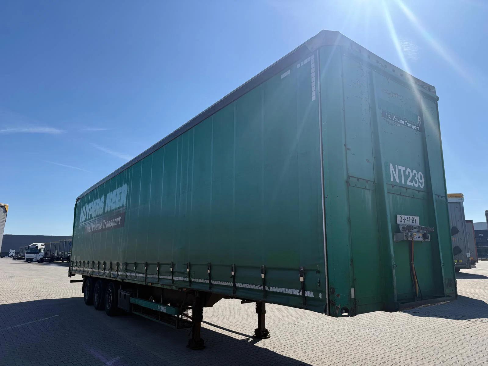 Vanhool 3B2003 2x van Hool mega trailer with lift axle a