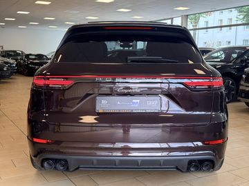 Porsche Cayenne - 5