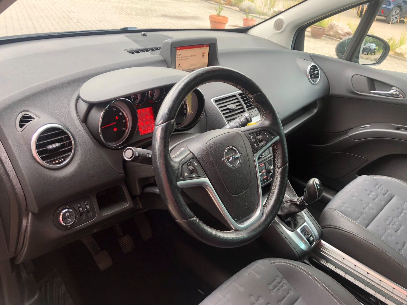 Fahrzeugabbildung Opel Meriva B Innovation
