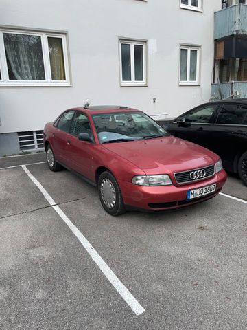 Audi A4 B5 - TÜV bis 06/26