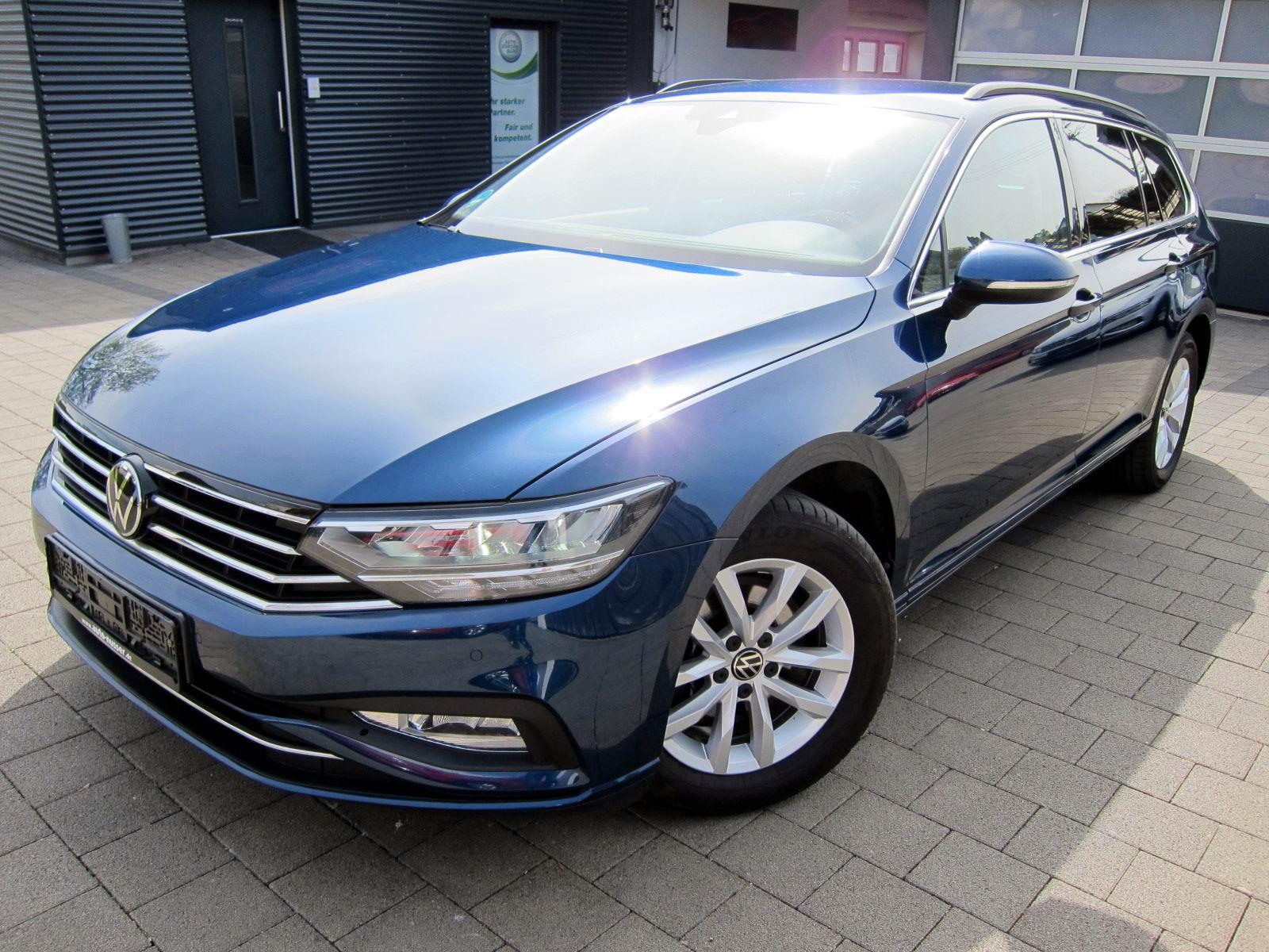 Volkswagen Passat Variant Business 2,0TD KameraAHK Navi LED