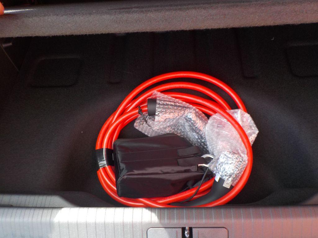 Citroën e-C4 Elektro 136 Shine + Kälte-Paket Sonderaktio