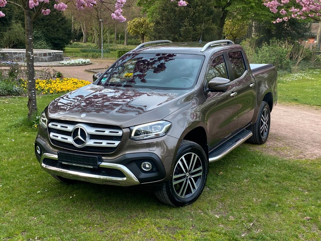Image of Mercedes-Benz X 250