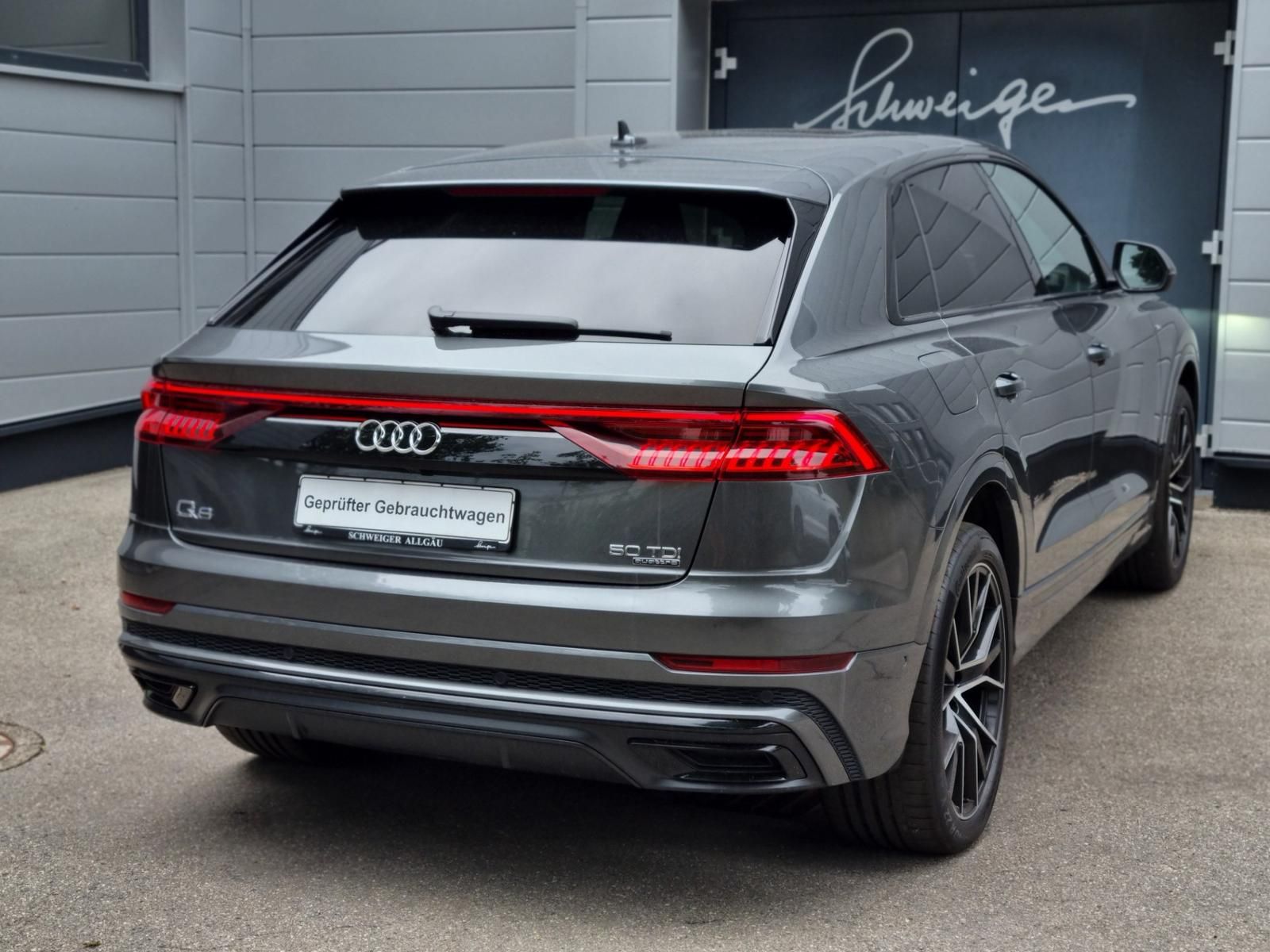 Audi Q8 50 TDI quattro S-Line foto 4