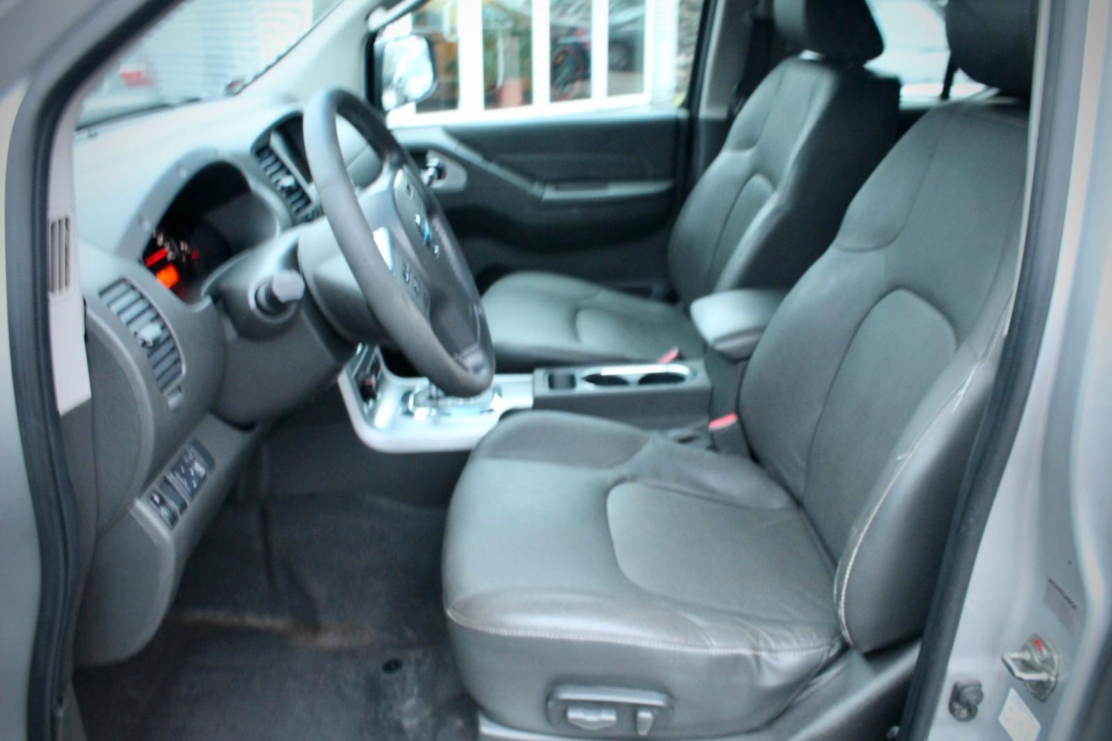Nissan Navara 3.0 V6 dCi 231 ch BVA 4x4 – 2014