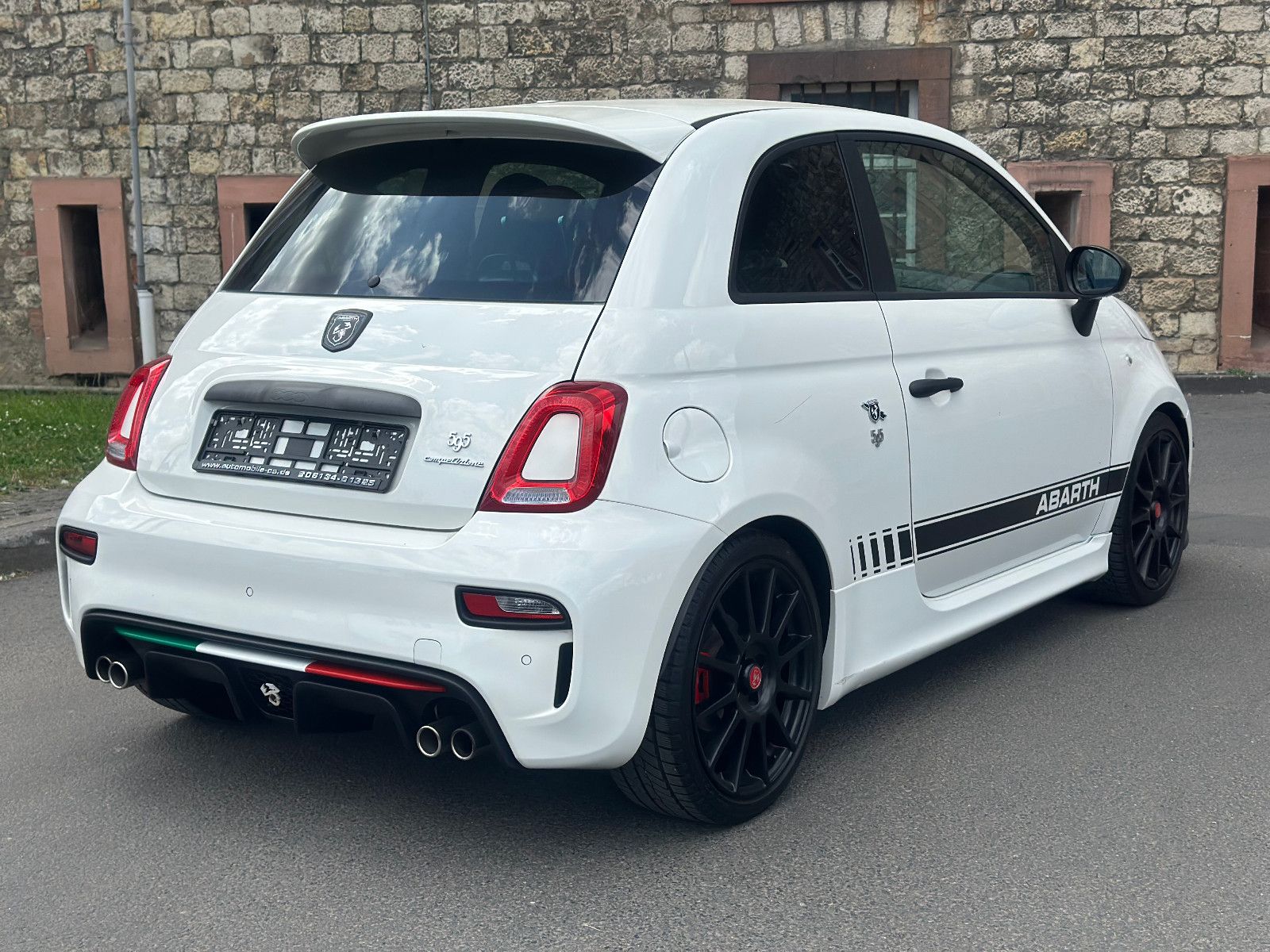 Fahrzeugabbildung Abarth 595 COMPETIZIONE*MODELLJAHR 2020*
