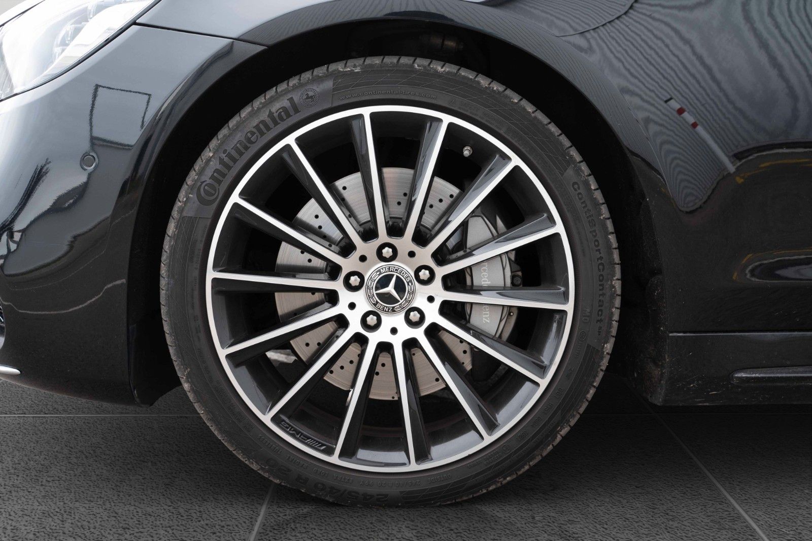 Fahrzeugabbildung Mercedes-Benz S 400D L 4M LANG AMG PANO BURM CHAUF FOND  MEMO