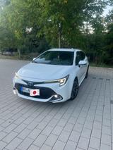 Toyota Corolla 2,0 Hybrid Team Deutsch Touring Spor... - Toyota Corolla: Standheizung