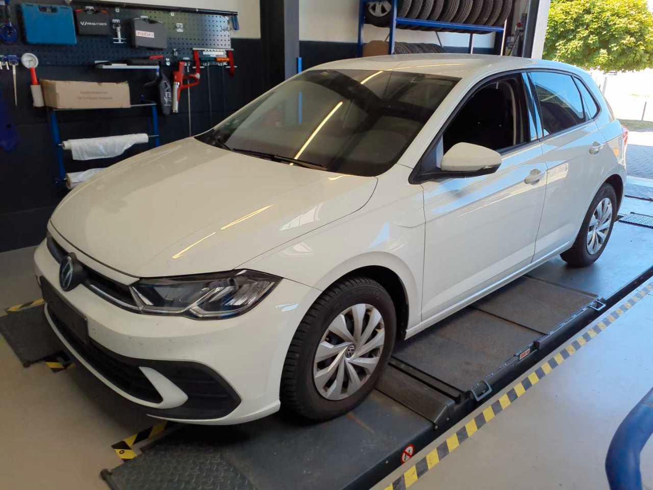 Volkswagen Polo VI 1.0 TSI Navi LED Carplay SHZ