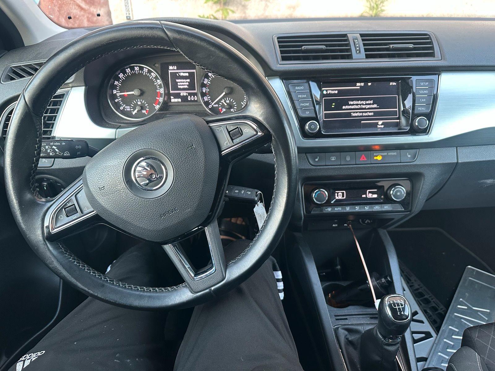 Skoda Fabia 2015 — photo 10
