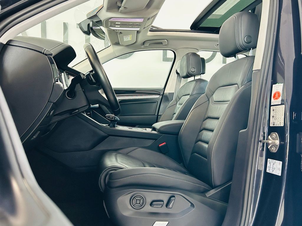 Volkswagen Touareg 4M ELEGANCE NAVI*LEDER*PANO*E.SITZE*LED*