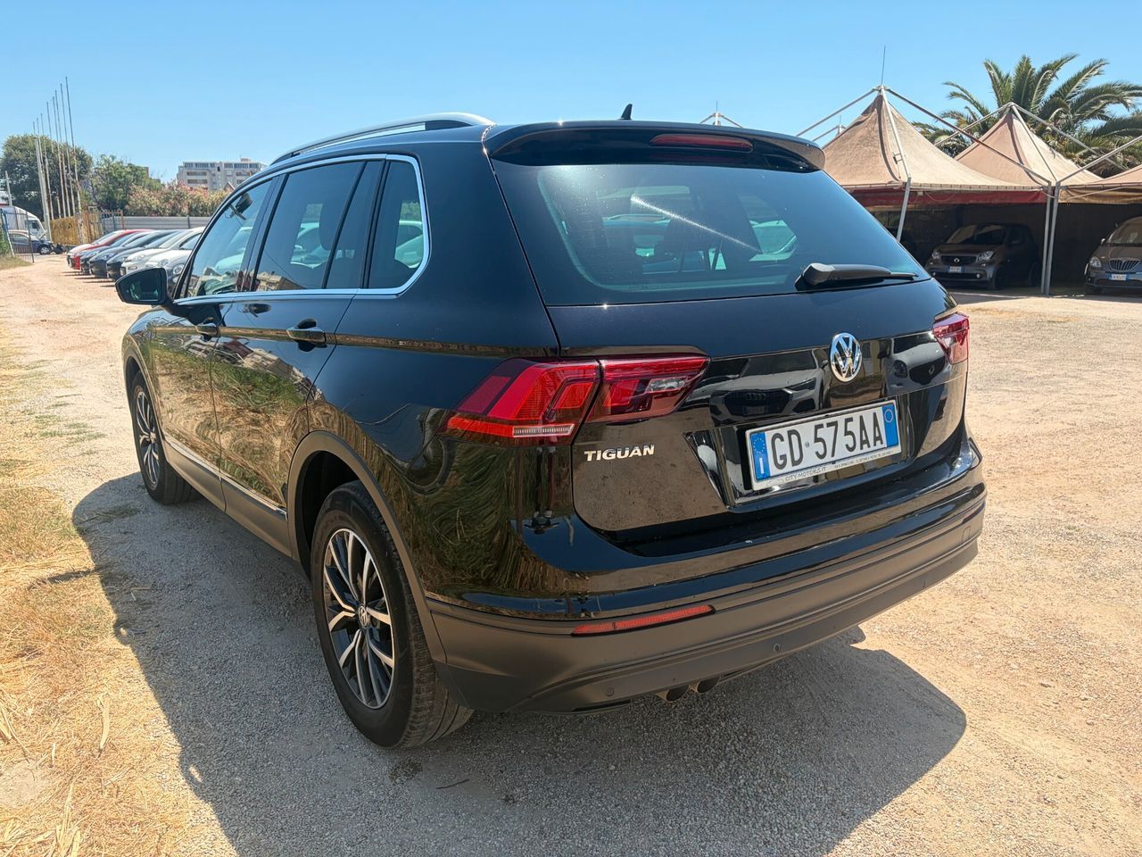Volkswagen VOLKSWAGEN TIGUAN 1.6 TDI 116CV ANNO 2020 134.00 imagem 3