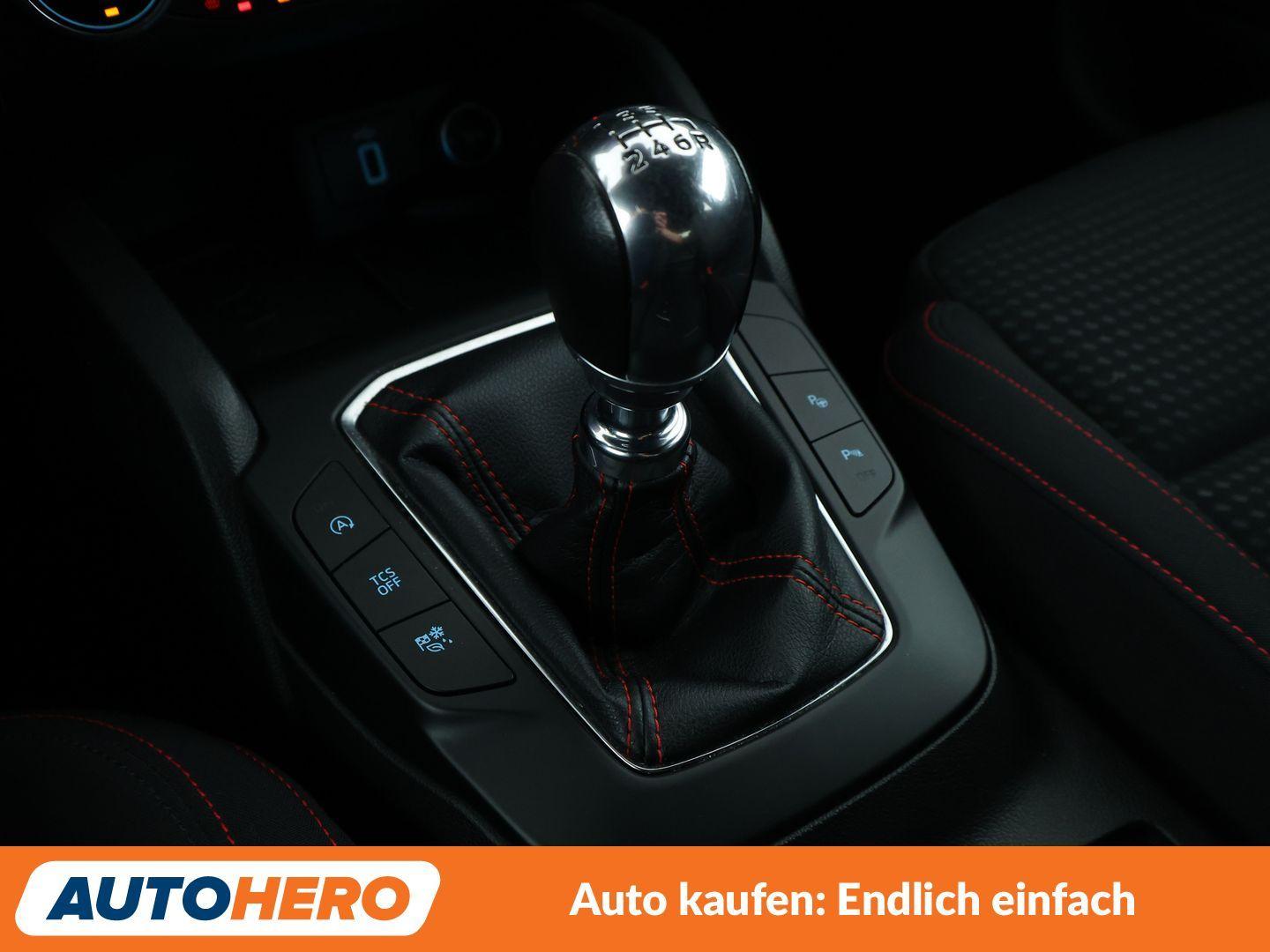 Ford Focus 1.0 EcoBoost ST-Line*NAVI*LED*TEMPO*CAM*