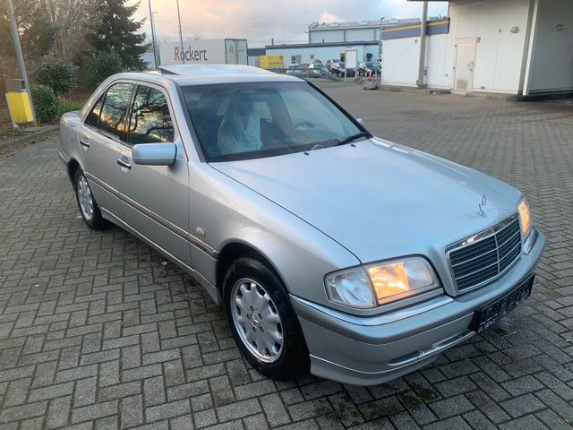 Mercedes-Benz C 220 D ELEGANCE