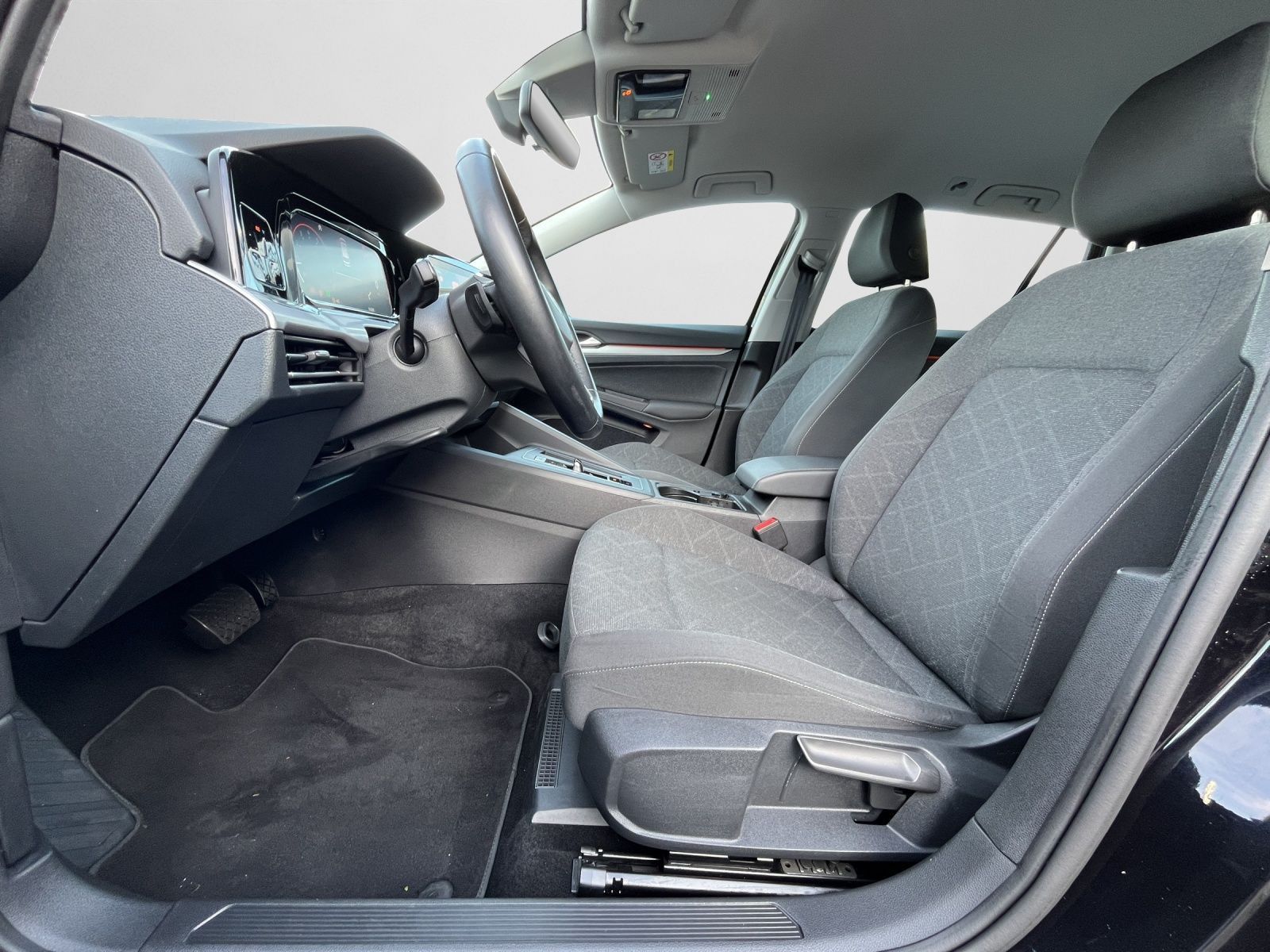 Volkswagen Golf - Bild 13