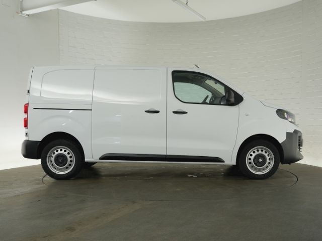 Vivaro C CARGO FACELIFT STANDARD L2 CDTI+NAVI+RÜ