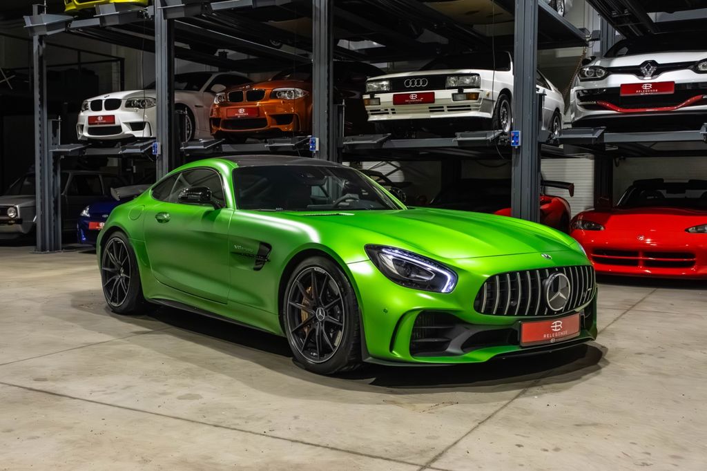 Mercedes-Benz AMG GT R