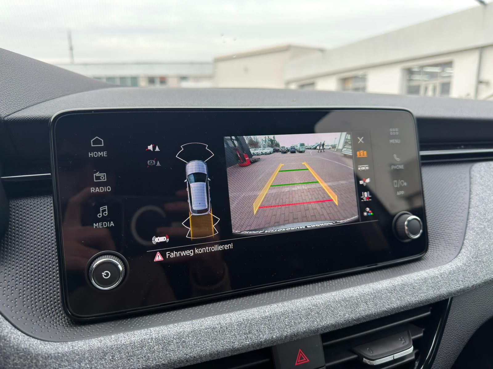 Fahrzeugabbildung SKODA Kamiq Selection