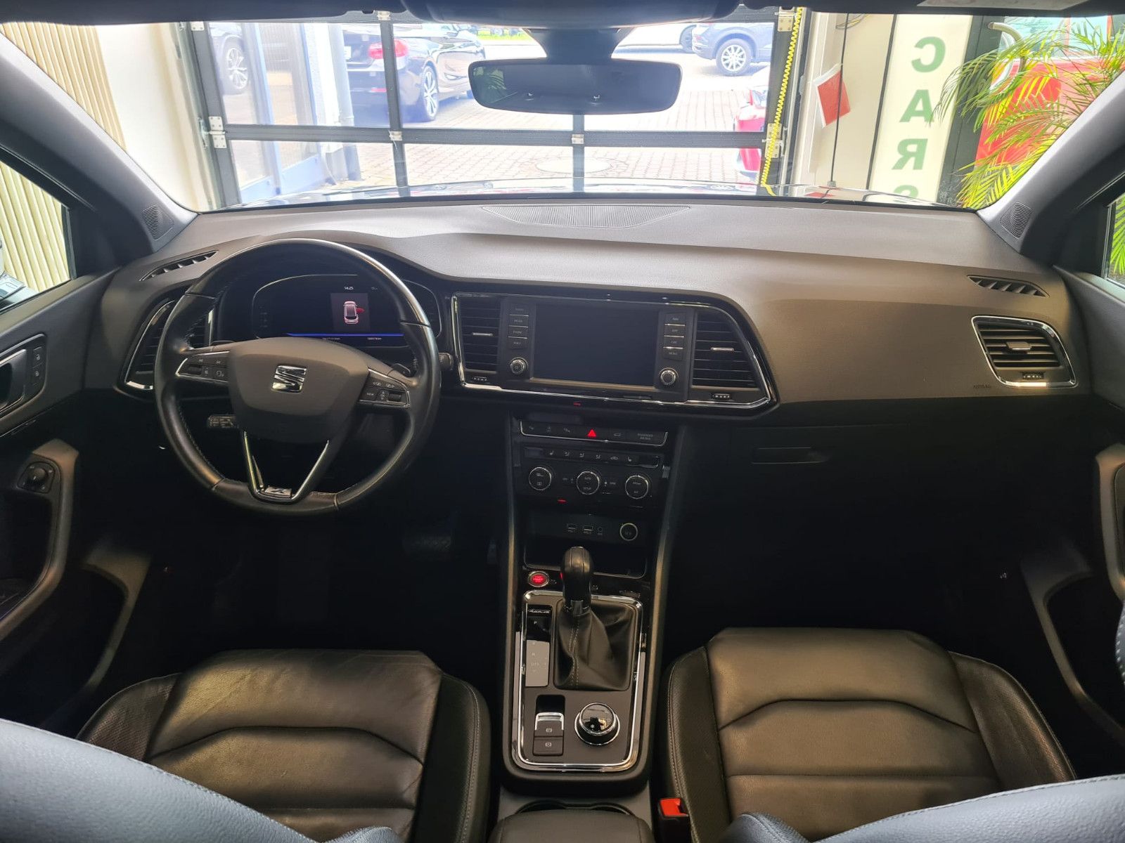 Fahrzeugabbildung SEAT Ateca Xcellence 4Drive / LED / NAVI / KAMERA
