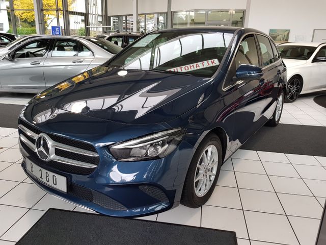 MERCEDES-BENZ B 180 PROGR. LED AHK TOTW KAMERA LENKRADHEIZUNG