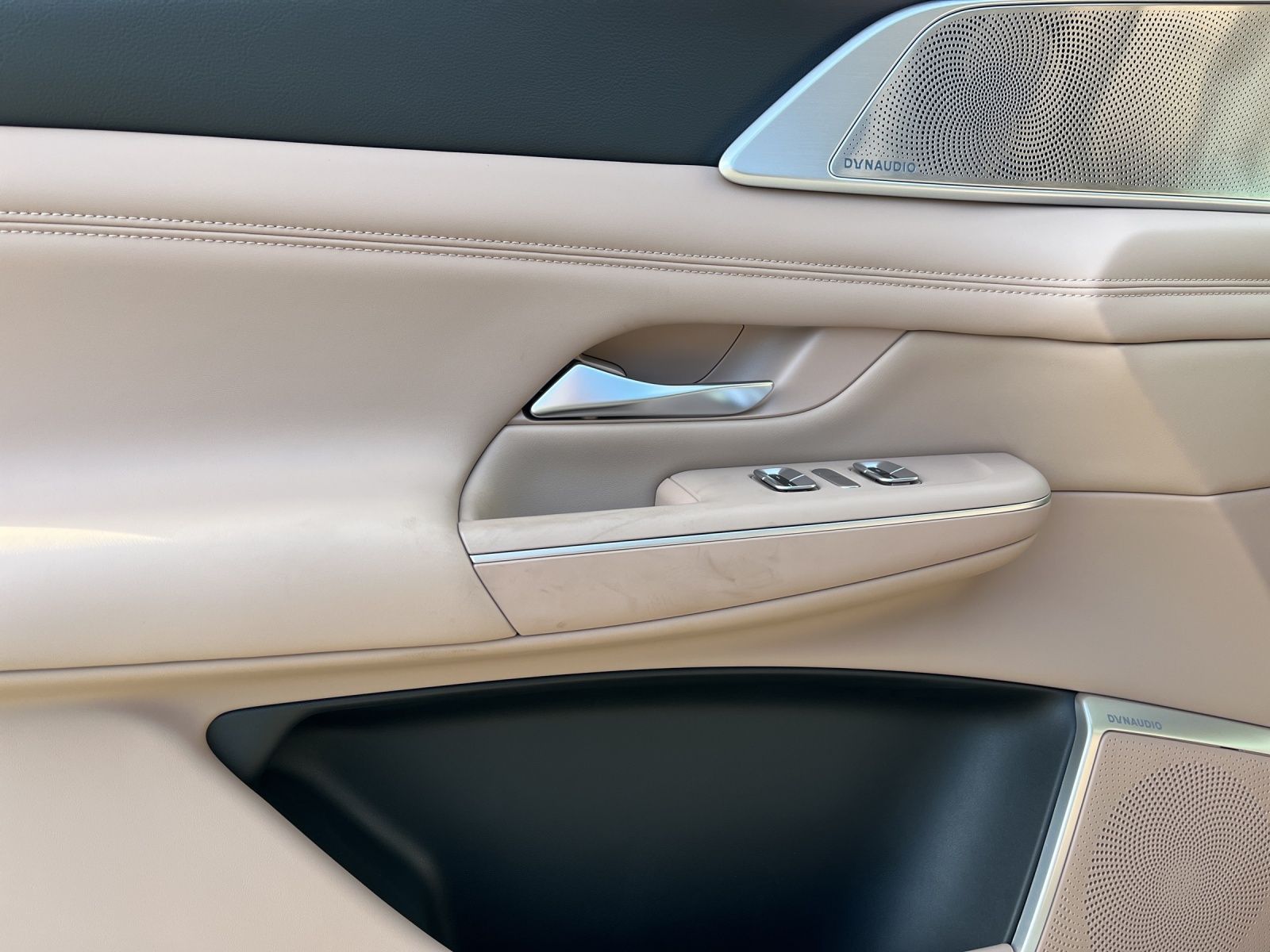 XPENG G9