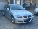 BMW 318 i*MFL*1 HAND*NUR 94TKM*PDC*SHZ*** - BMW: 1.9