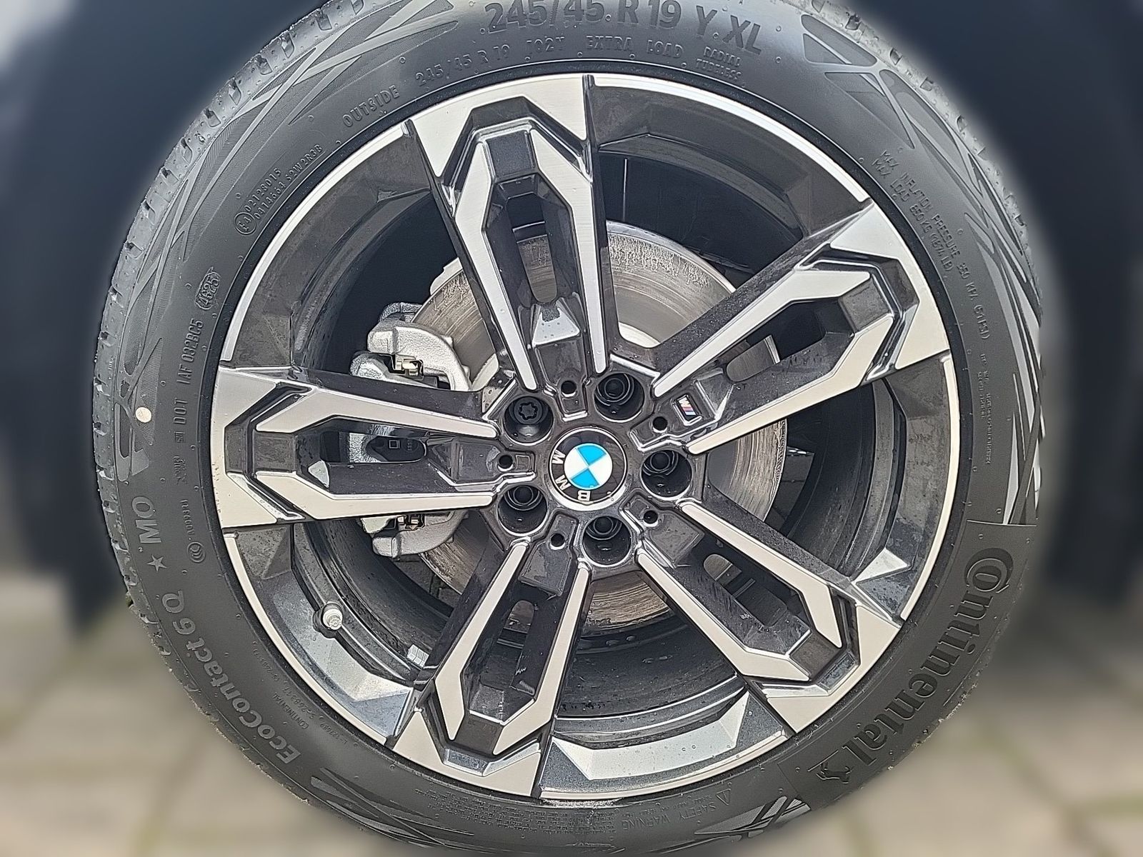 BMW iX2 - Bild 4