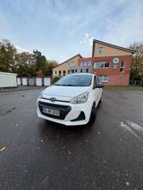 Hyundai i10 1.0 | 2. Hand | TÜV 05/2027 | ... - Hyundai i10 Gebrauchtwagen in Lübeck