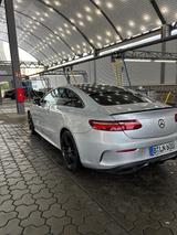 Mercedes-Benz E 200 Coupé AMG Paket - Mercedes-Benz E 200 Gebrauchtwagen in Berlin