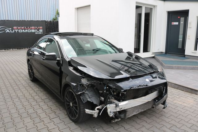 Mercedes-Benz CLA 180 Urban AMG-FELGEN NAVIGATION PANORAMA