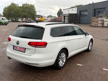 Volkswagen Passat Variant - 5
