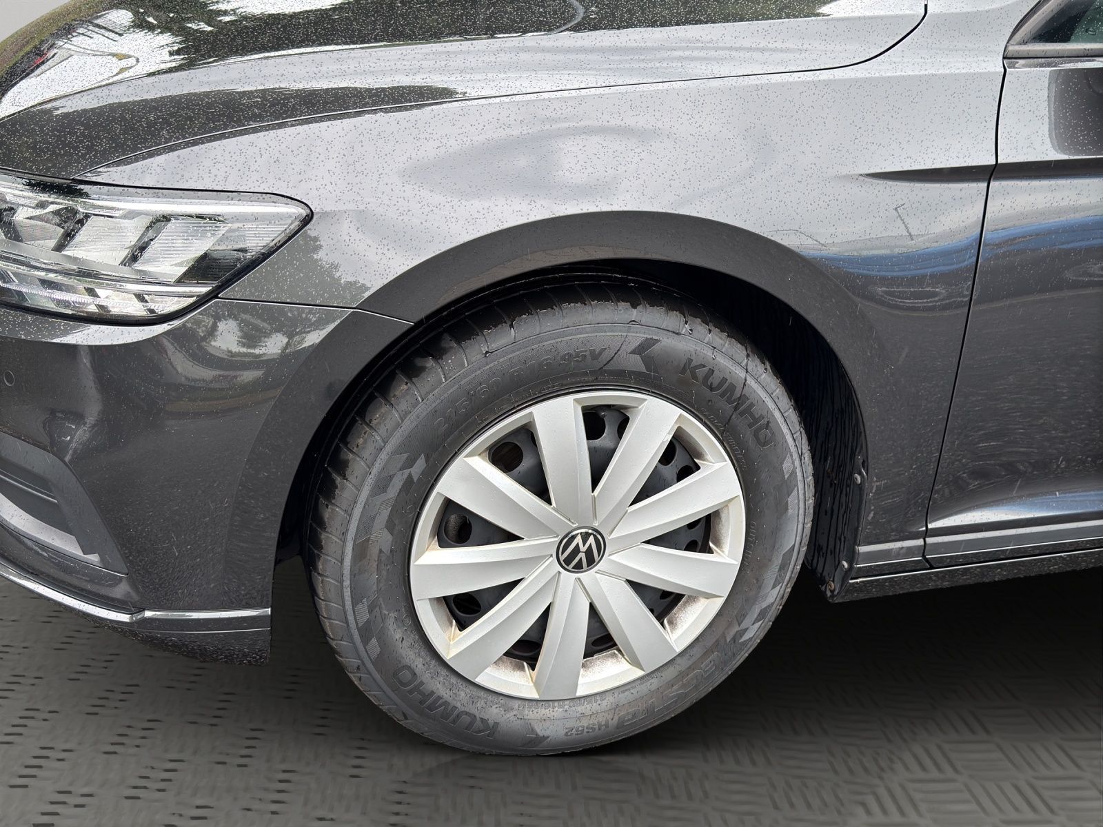 Volkswagen Passat Variant - Bild 8