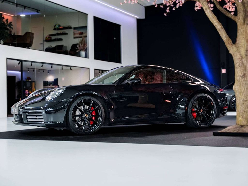 Porsche 992 992 Carrera 4S PDK - Sport Chrono - Sportuit imagem 3