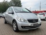 Mercedes-Benz A 150 Classic *AUTOMATIK*KLIMA*PDC*TEMPOMAT* - Mercedes-Benz: A Class