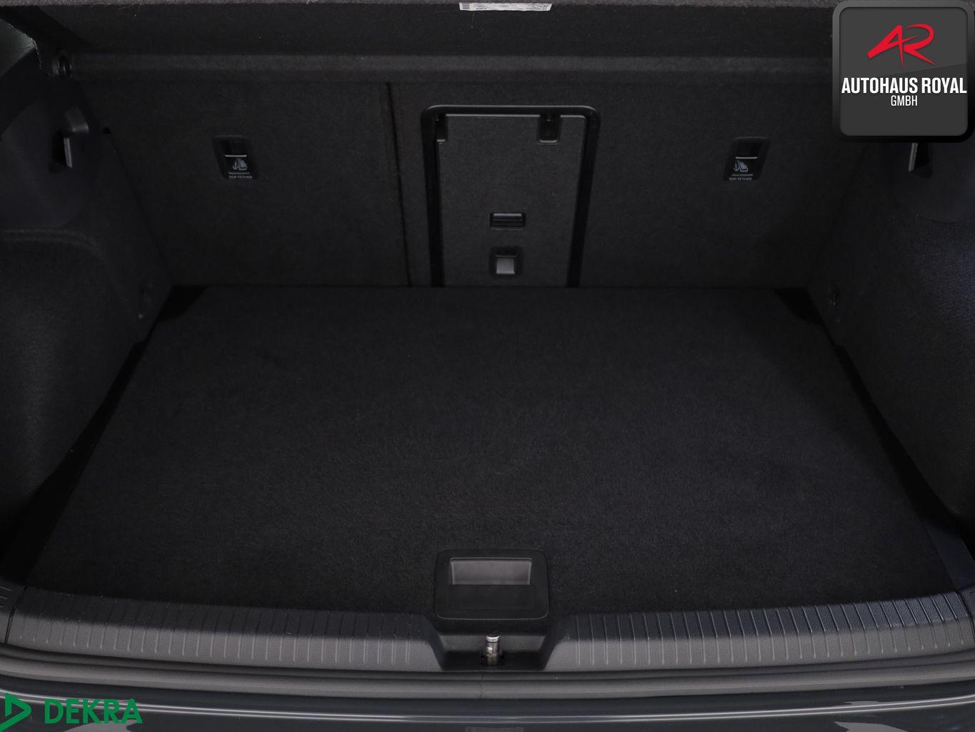 Volkswagen Golf VIII 2.0 TSI STYLE MASSAGE,MEMORY,ACC,1.HD, миниатюра 13