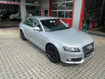 Bild 6 Audi A4 2.0 TFSI 155kW quattro Attraction nur Export