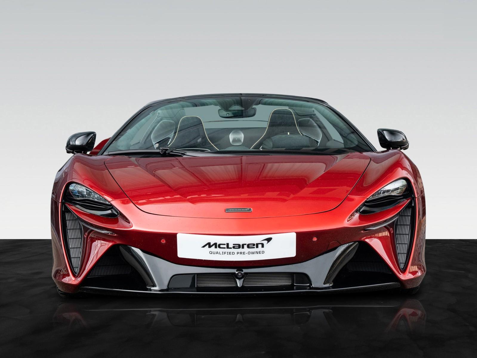 McLaren Artura Spider | MSO Velocity Colour Transform