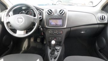 Dacia Sandero Stepway Prestige TCe 90 PS mit Navi Allw