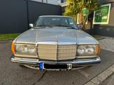 Mercedes-Benz 230 CE W123 COUPE H-ZULASSUNG - Mercedes-Benz: Coupe, W123