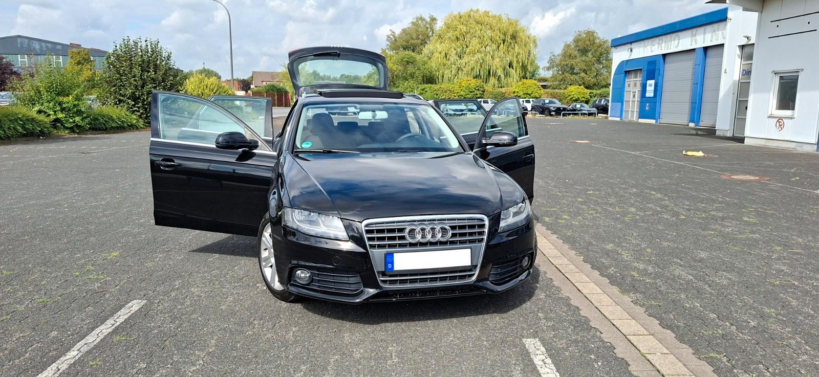 Audi A4 2011 — photo 11