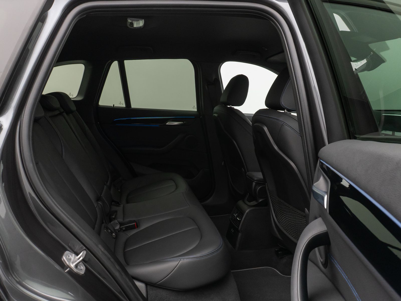 Fahrzeugabbildung BMW X1 xD25e M Sport Kamera Navi DAB HiFi DrivAssist