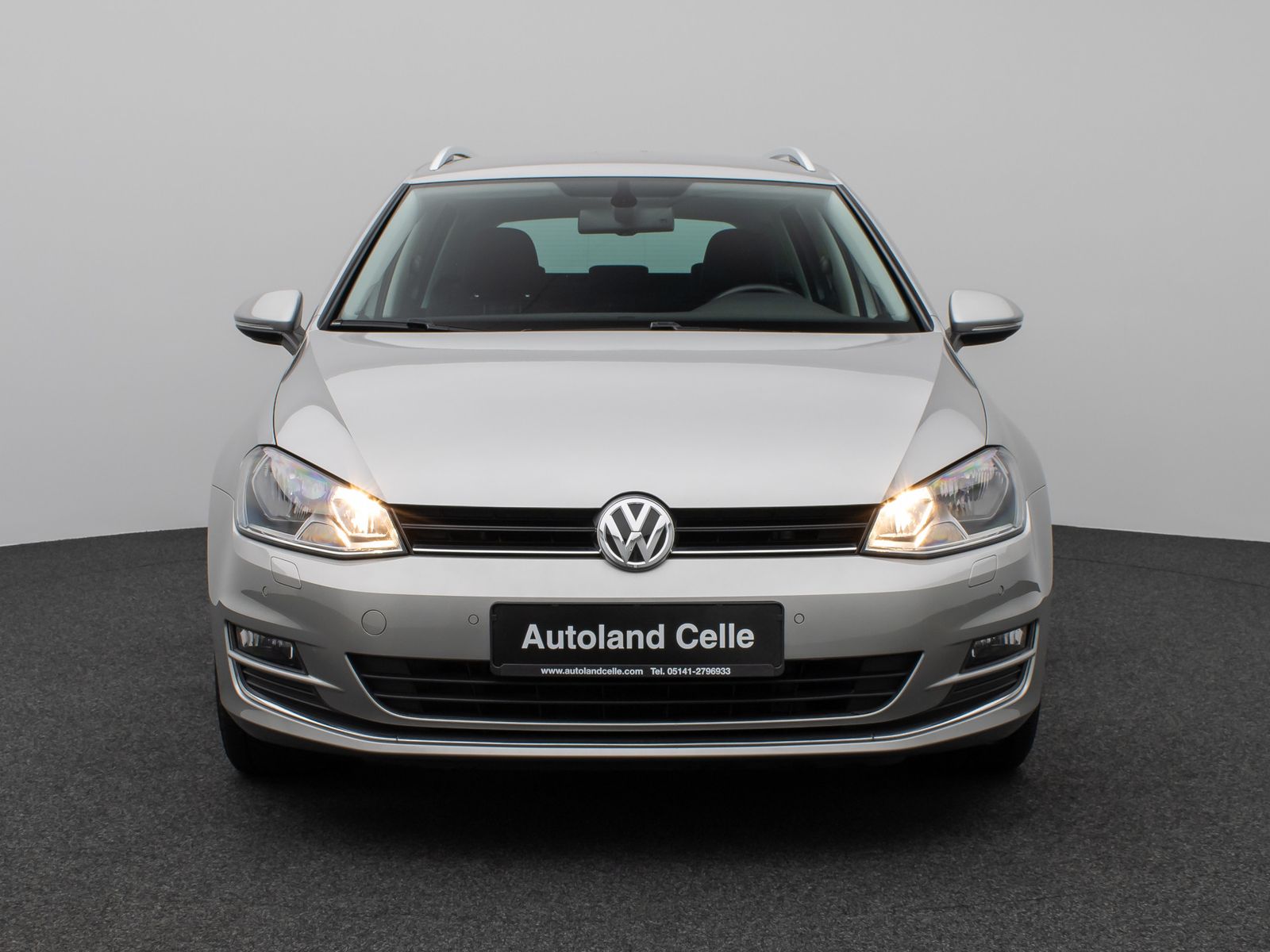 Fahrzeugabbildung Volkswagen Golf VII Variant Lounge BMT Sitzhzg Navi AHK