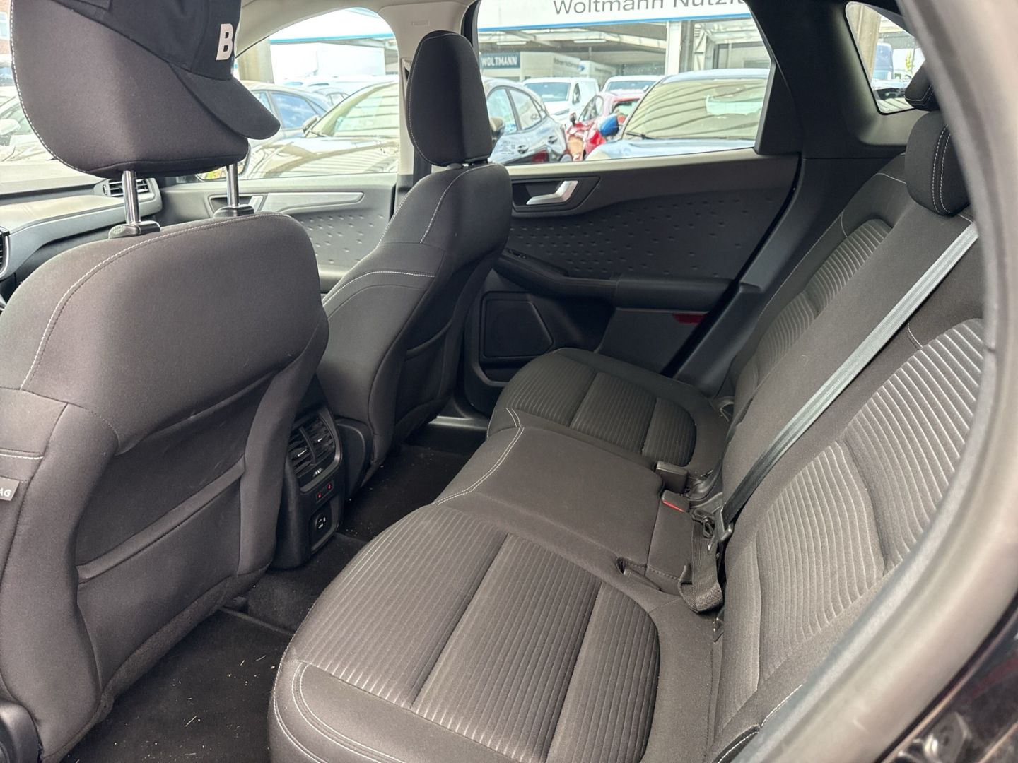 Fahrzeugabbildung Ford Kuga Plug-In Hybrid Titanium Hagelschaden AHK sc