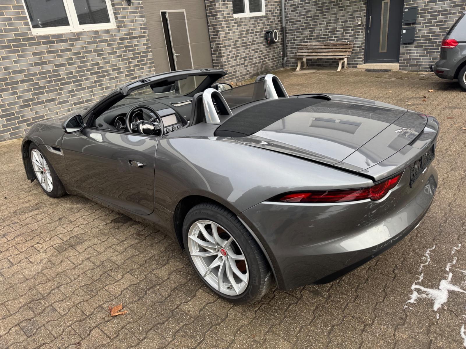 Jaguar F-Type 2.0 L P300 Turbo R-Dynamic Automatik