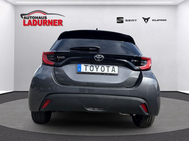 Yaris Hybrid Team Deutschland 1.5 LED Apple Car