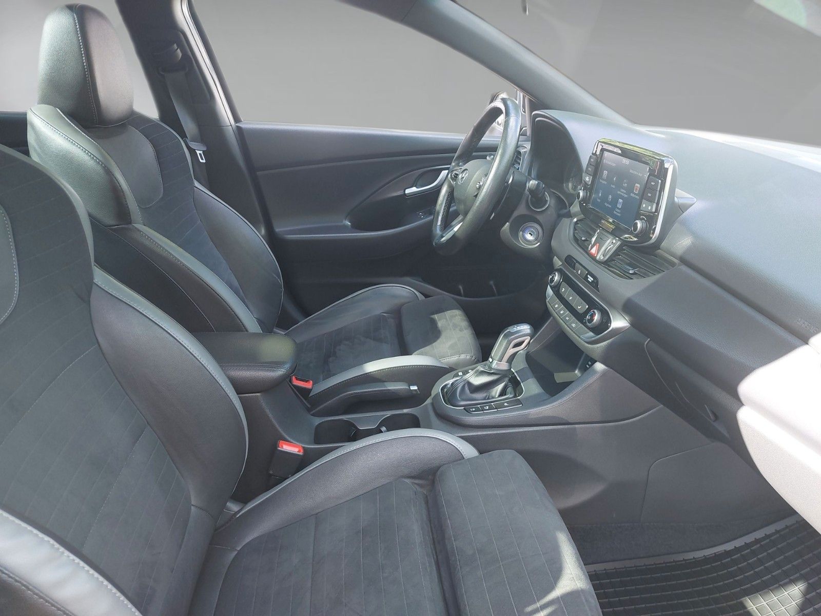 Hyundai i30 N-LINE PANO SHZ LHZ KAMERA PDC NAVI – Bild 4