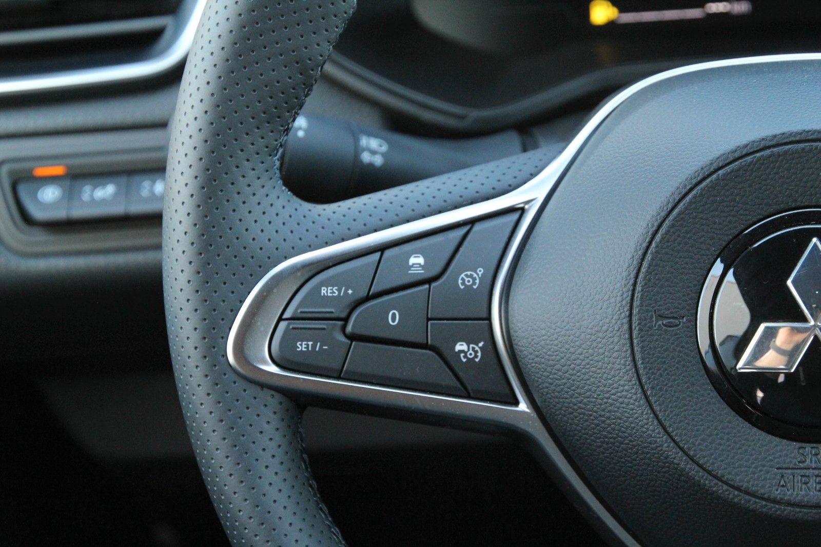 Fahrzeugabbildung Mitsubishi Colt Select Hybrid