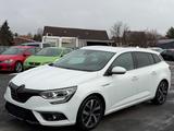 Renault Megane IV Grandtour BOSE-Edition - Renault: Unfallwagen