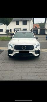 Mercedes-Benz GLB 250 4MATIC, AMG-Line,Garantie bei Mercedes - Mercedes-Benz GLB 250 von privat