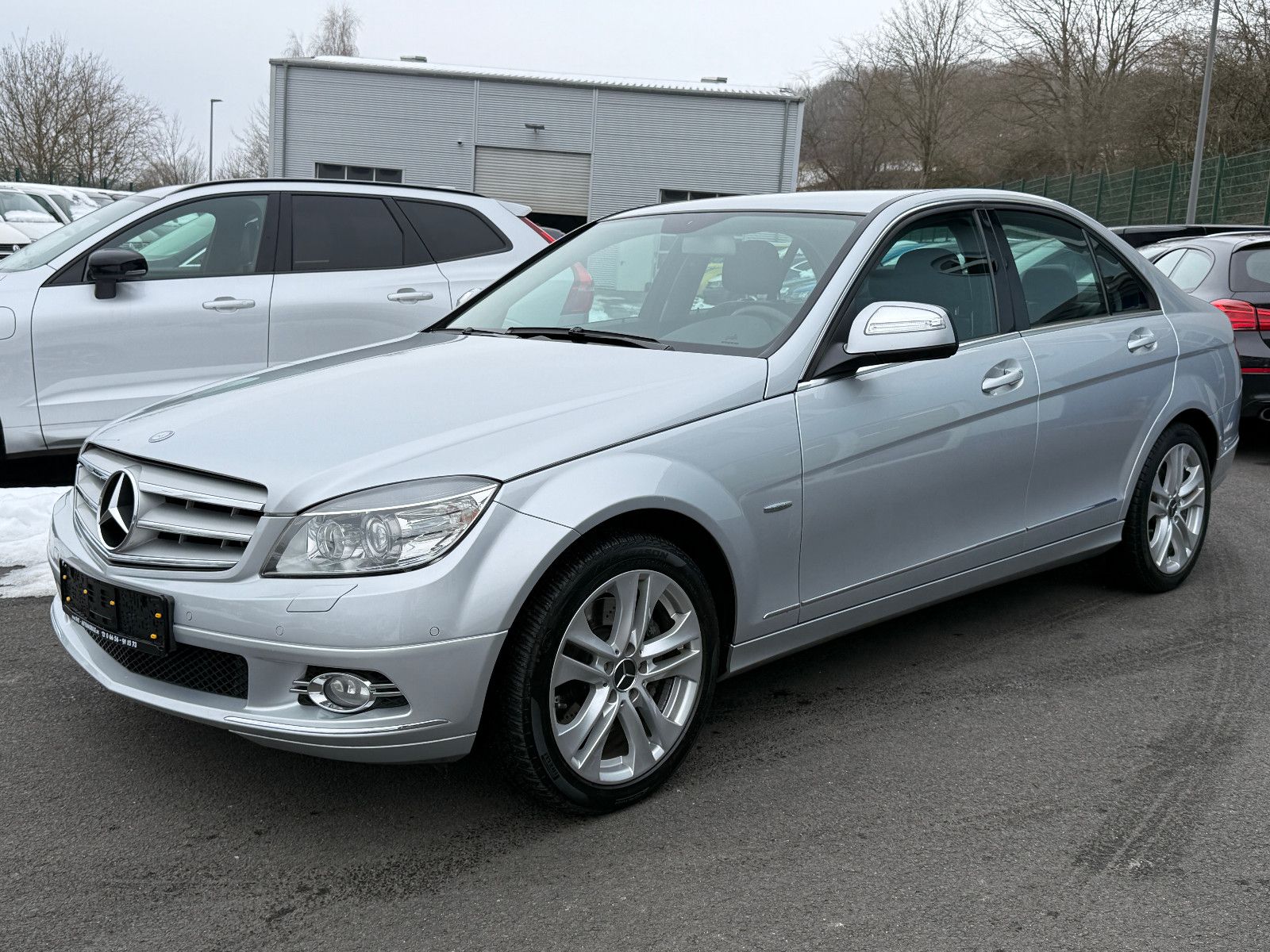 Fahrzeugabbildung Mercedes-Benz C 350 Limousine Avantgarde Aut Bi-Xenon Leder